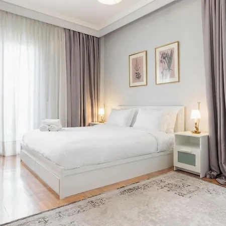 Lumiere, Spacious 3bd, Center * Salonicco